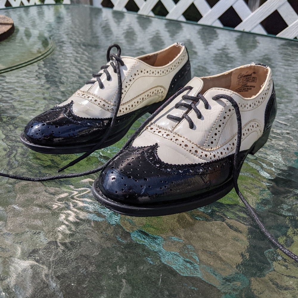 Wanted brand Glossy patent leather dancing shoes - Picture 1 of 8